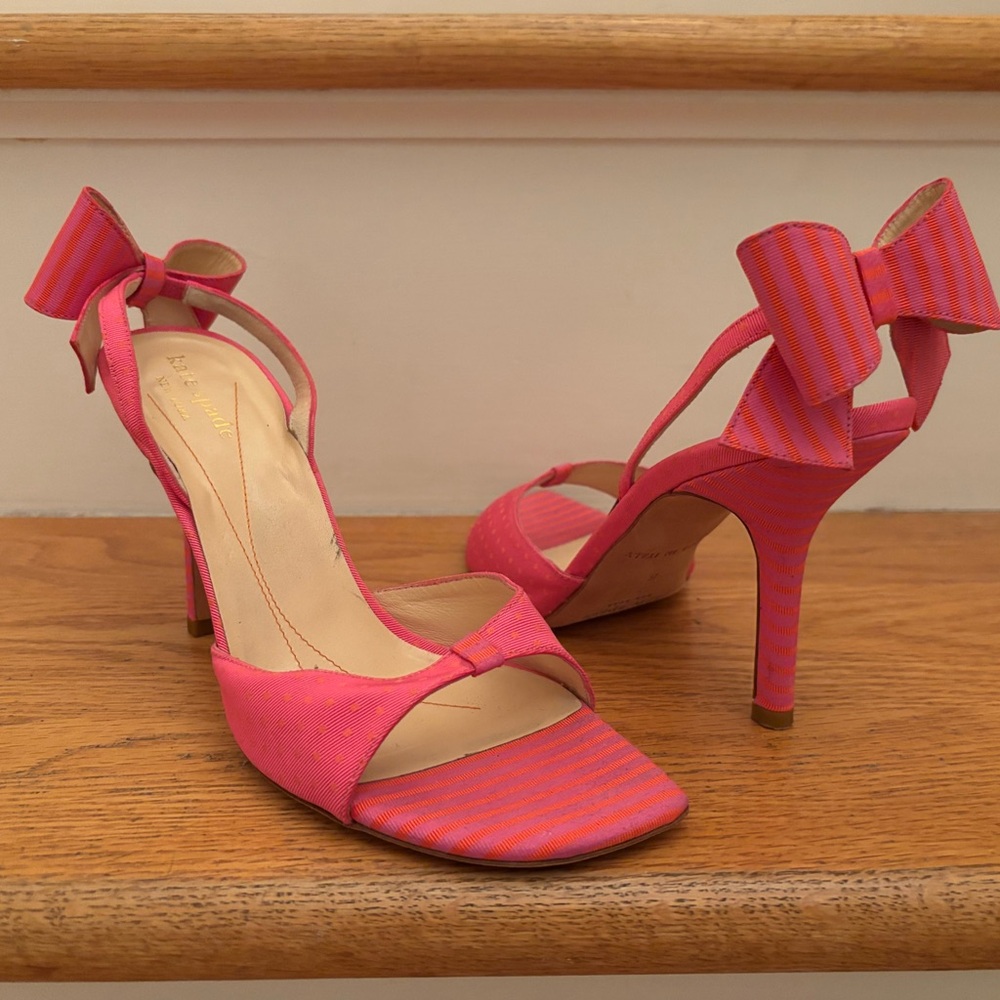 Kate Spade Pink Bow Heels. Made in Italy. Size 7.